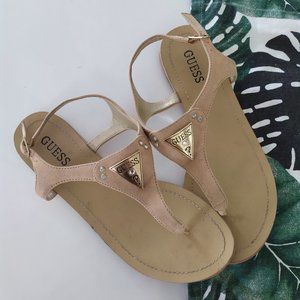 Sandal Guess beige never used